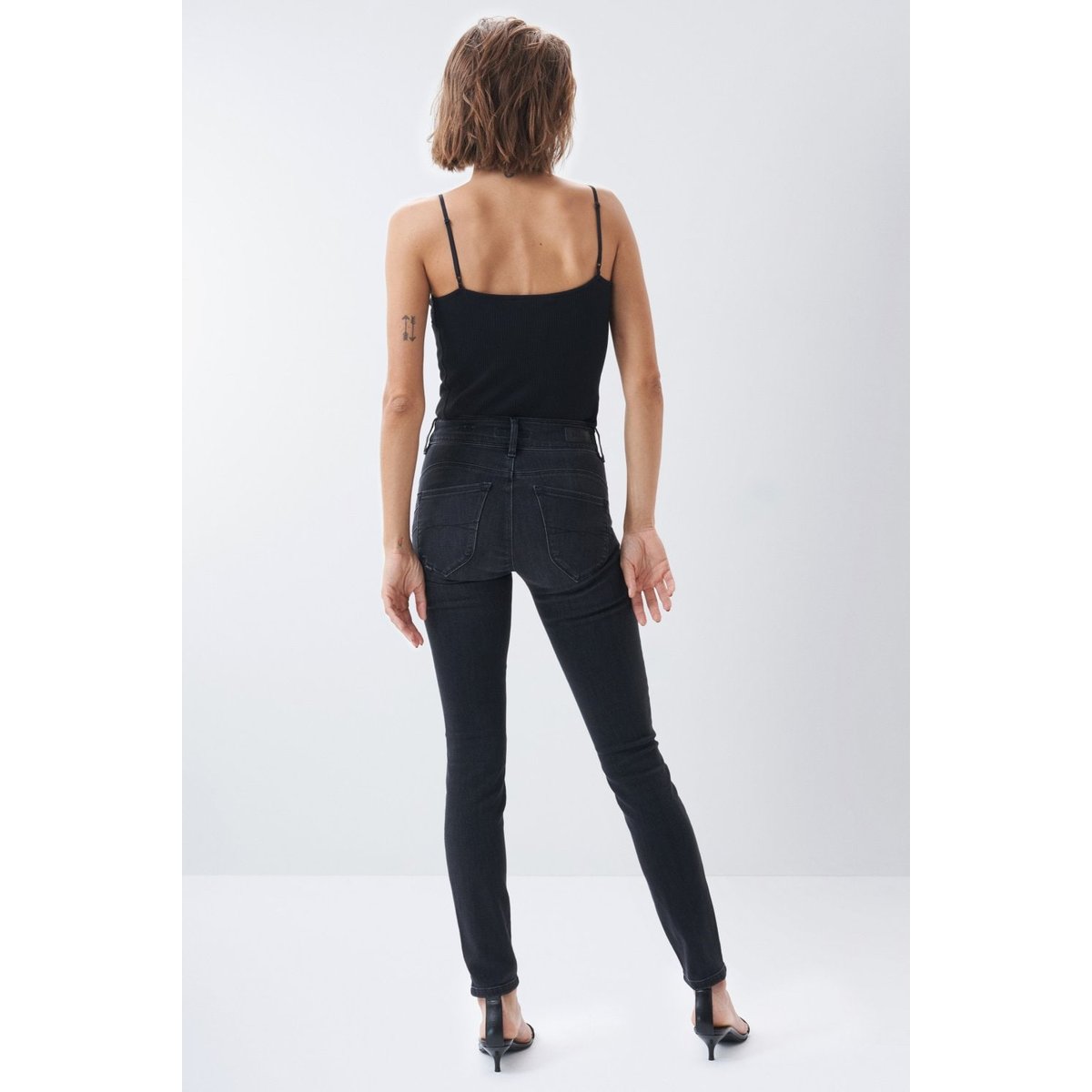 JEAN SECRET PUSH IN SKINNY noir, SALSA JEANS