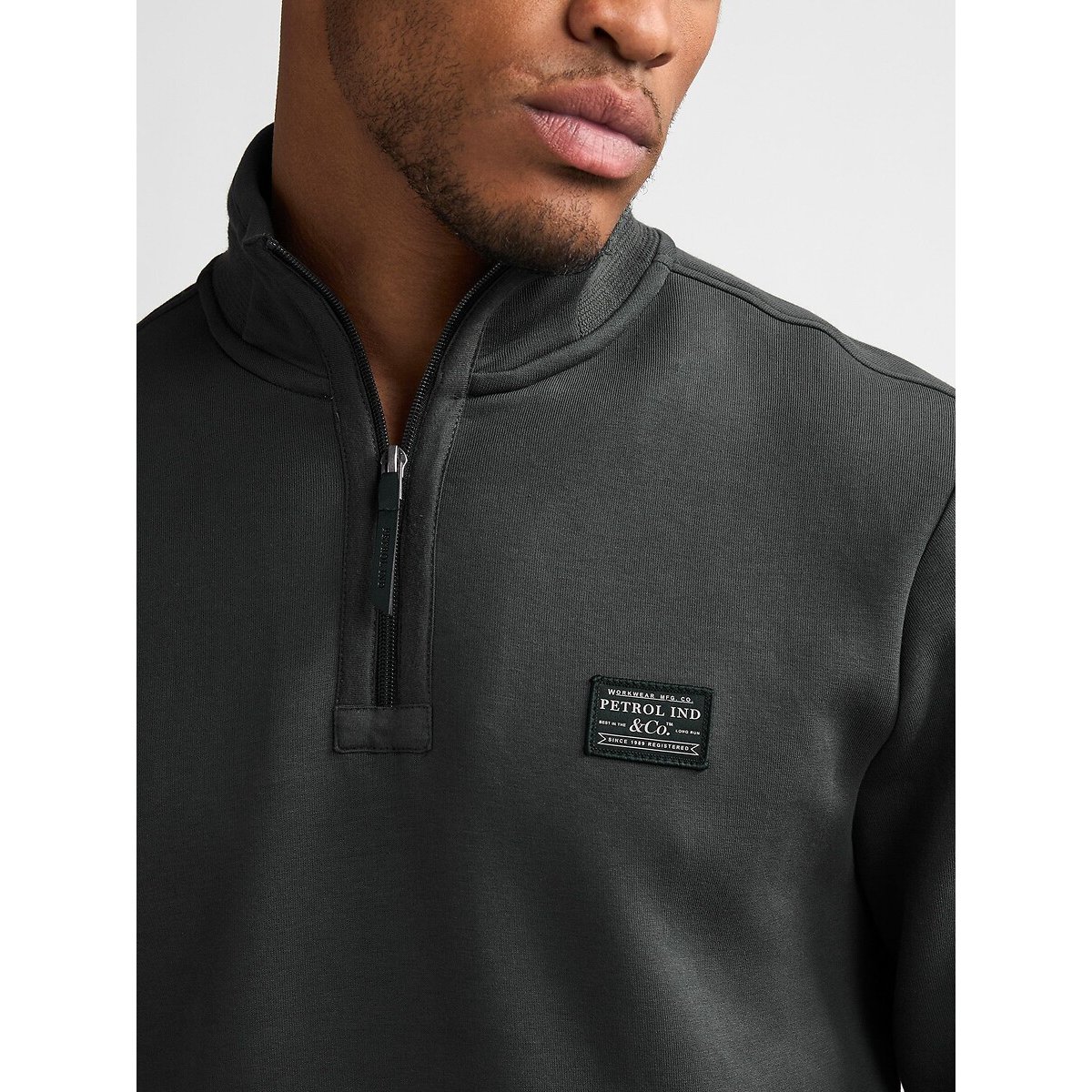 Sweat col montant zippé vert foncé, PETROL INDUSTRIES