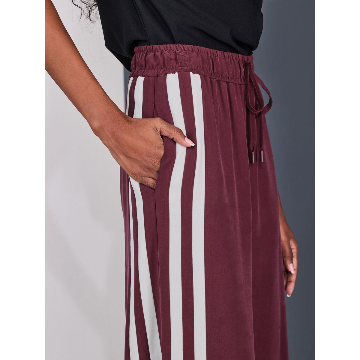 Pantalon large à bande latérale rouge bordeaux, NEXT