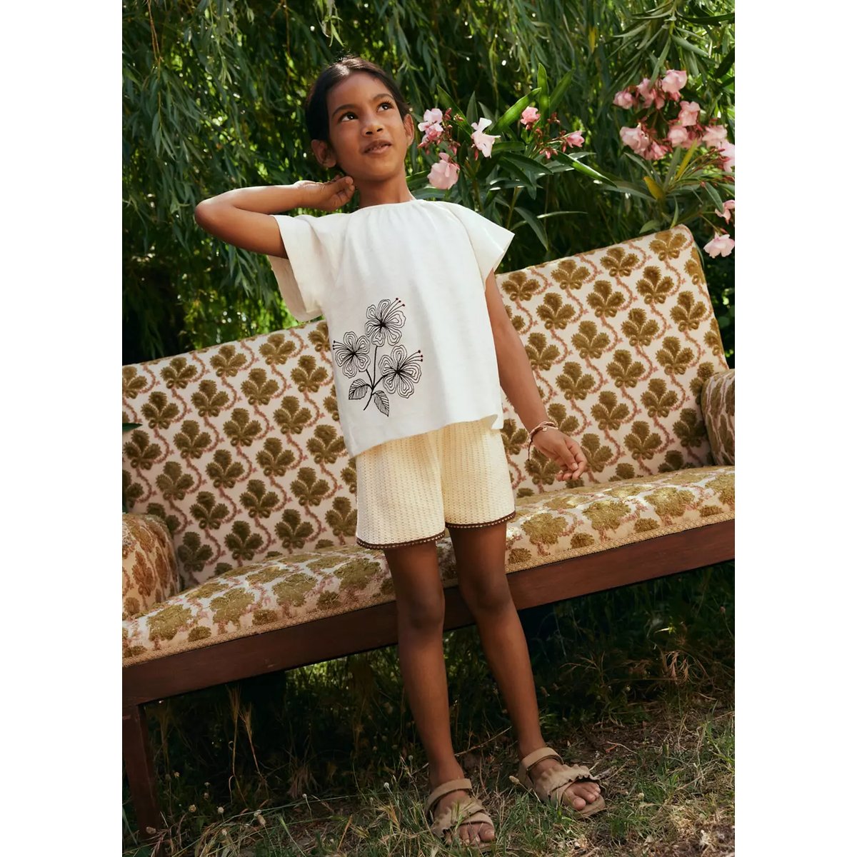 Short en crochet avec détail brodé écru, MANGO BABY