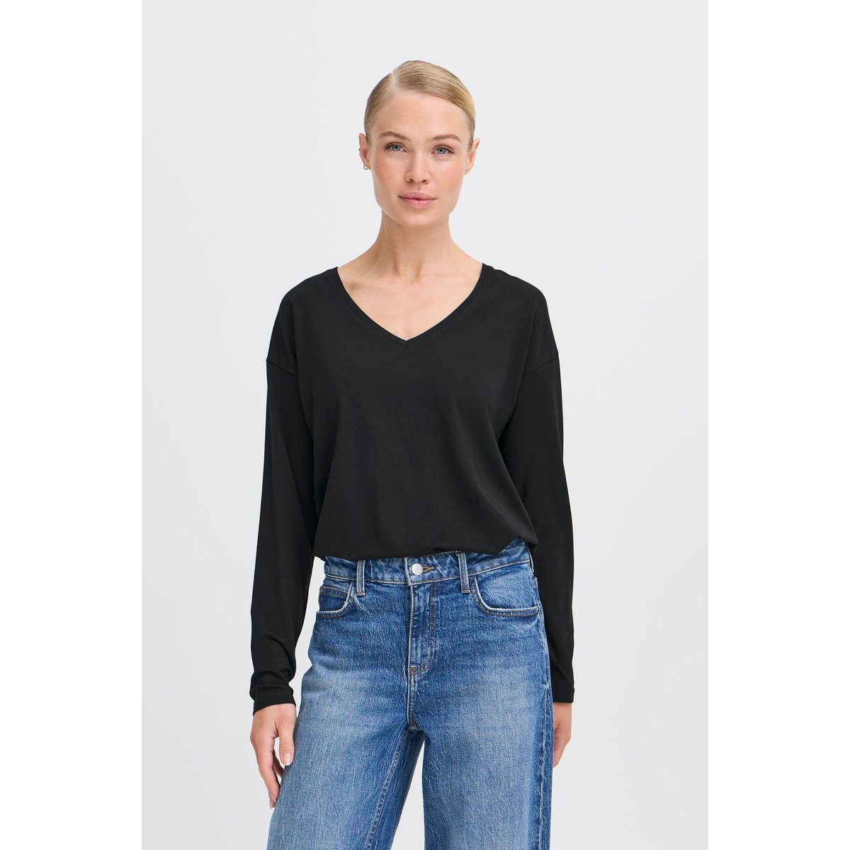 Long sleeve noir, B.YOUNG