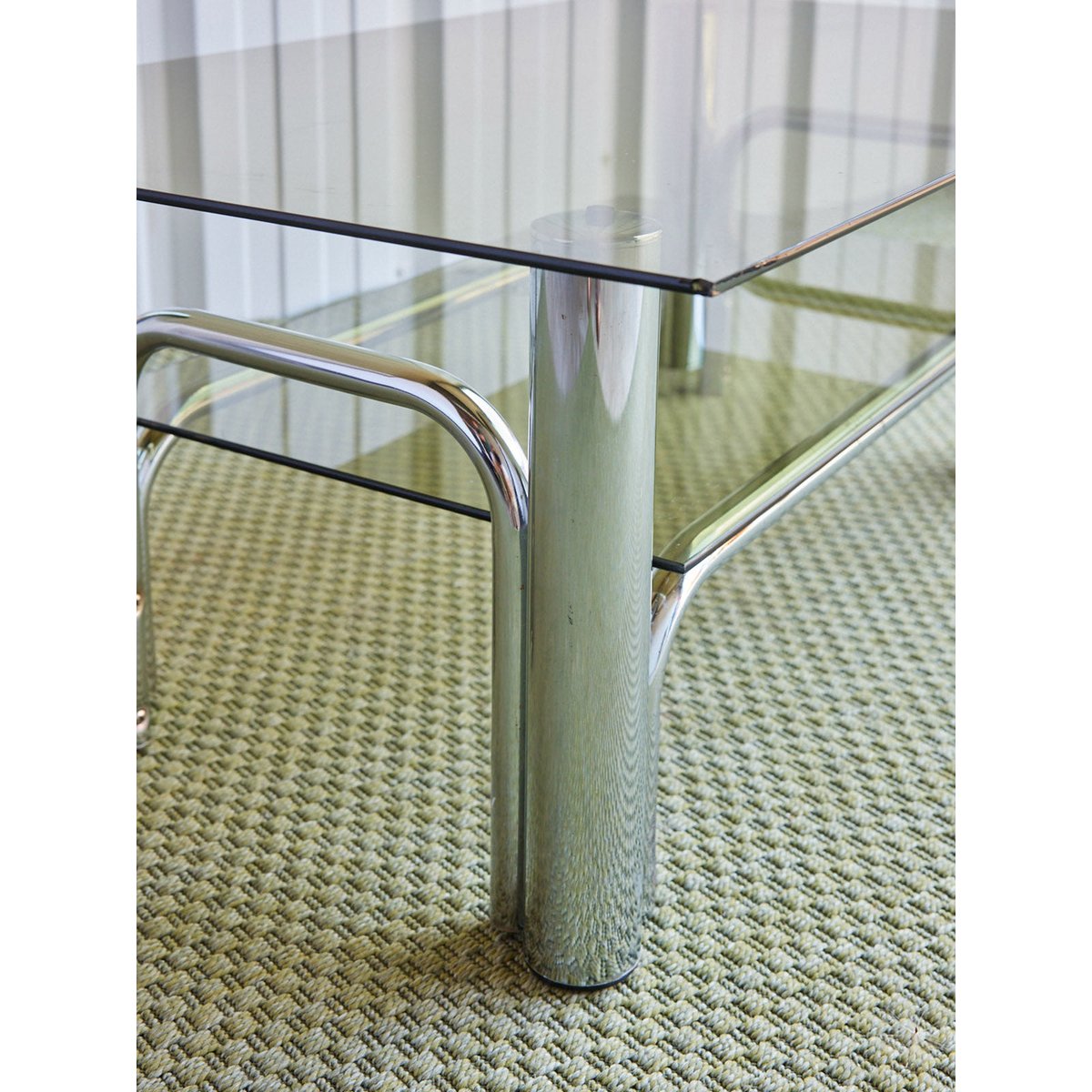 Table basse double plateau en verre fumé Donna N°1105 - Bon état fumé, DEBONGOUT