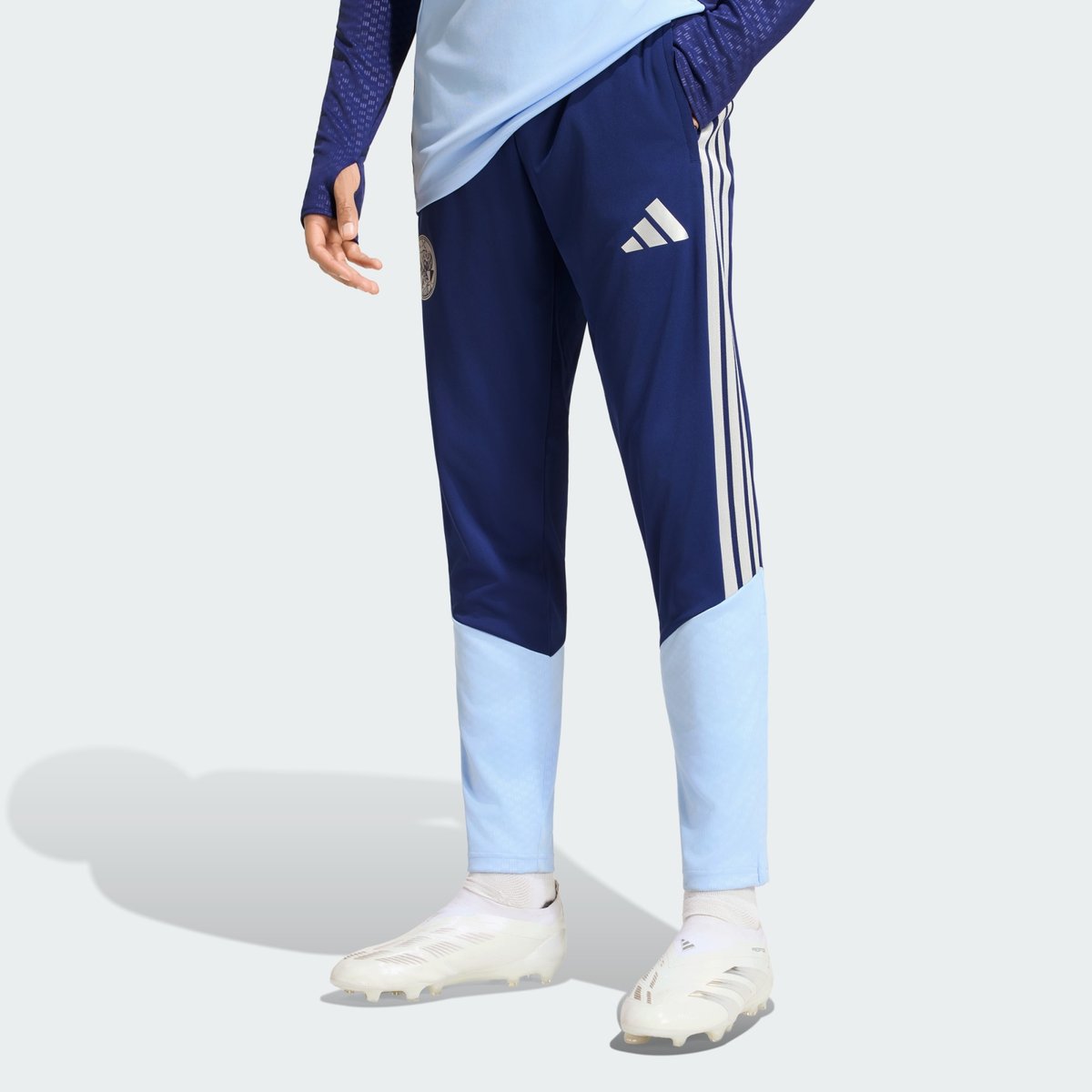 Pantalon D'entraînement Ajax Amsterdam 26/27 Tiro26 Pantalon D'entraînement Ajax Amsterdam 26/27 Tiro26 night sky / glow blue, adidas Performance