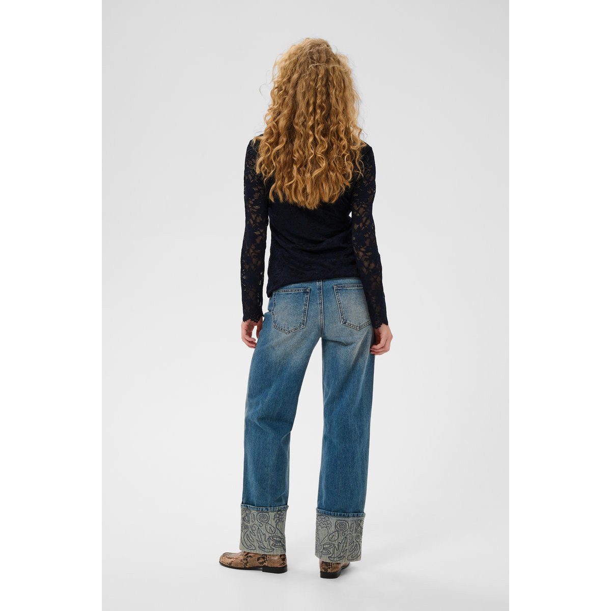 Blouse à manches longues bleu salute, CULTURE