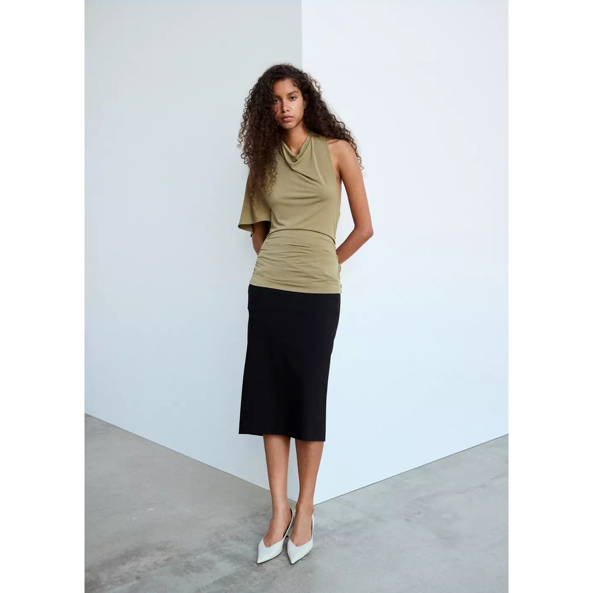 Blouse drapée asymétrique kaki, MANGO