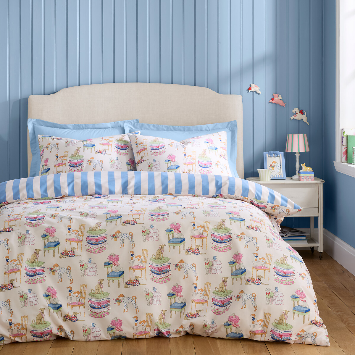 Hackney Dogs Reversible Duvet Cover And Pillowcase Set blue, CATH KIDSTON