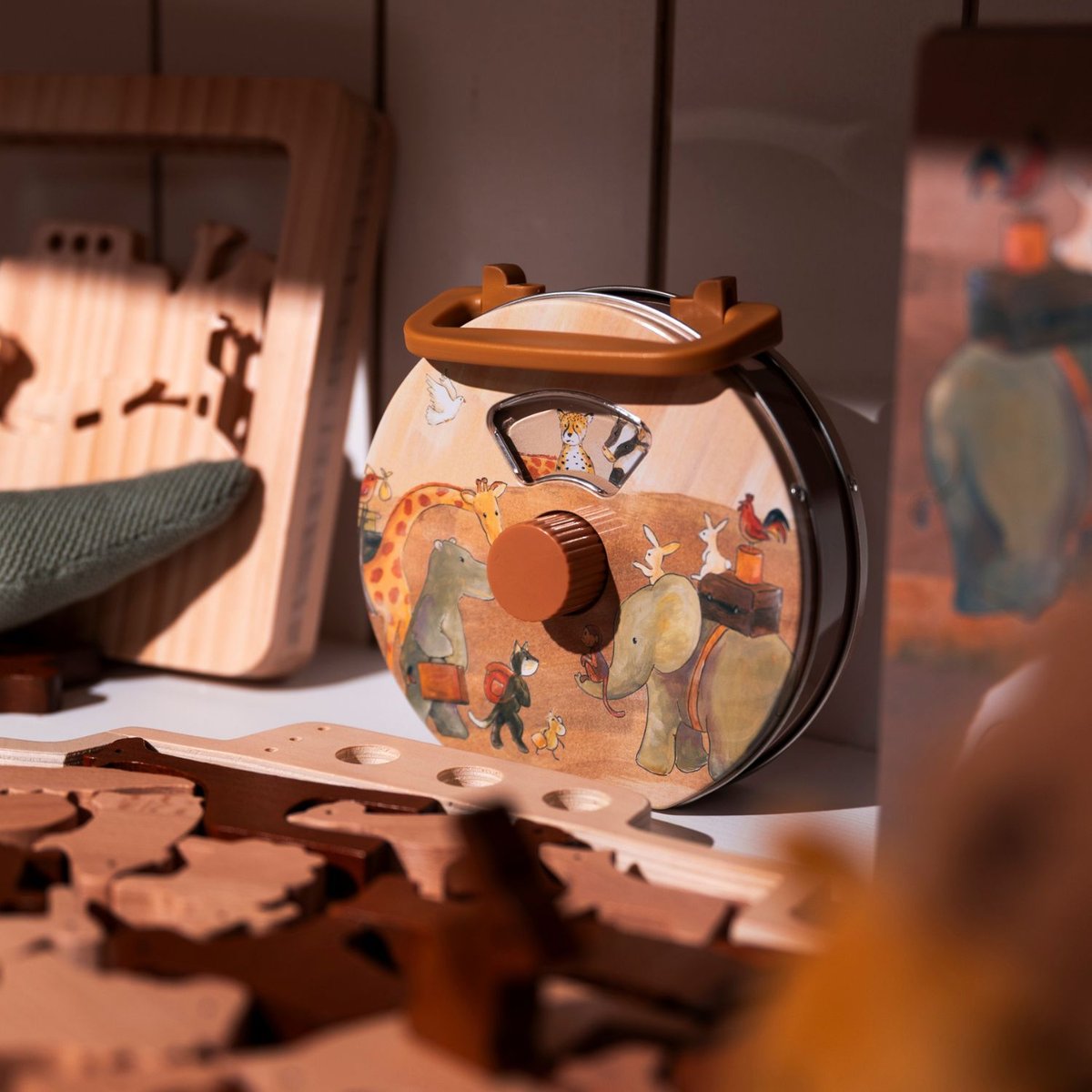 Boîte à musique orange, vert, beige, EGMONT TOYS