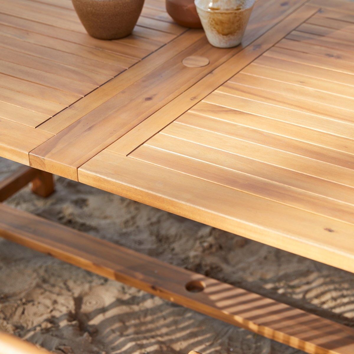 Table de jardin en Acacia massif, CAPRI marron, TIKAMOON