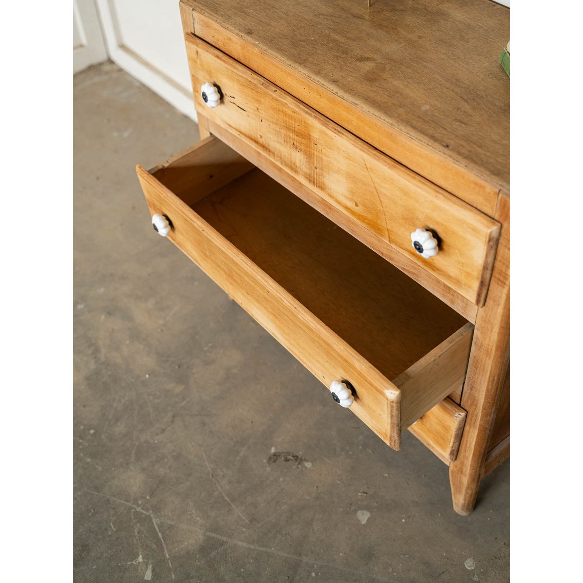 Commode de campagne en bois Garance N°766 - Bon état bois clair, DEBONGOUT