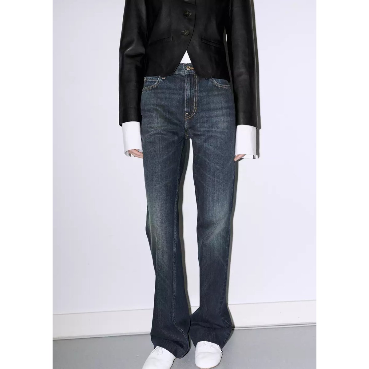 Jean flare usé bleu foncé vintage, MANGO
