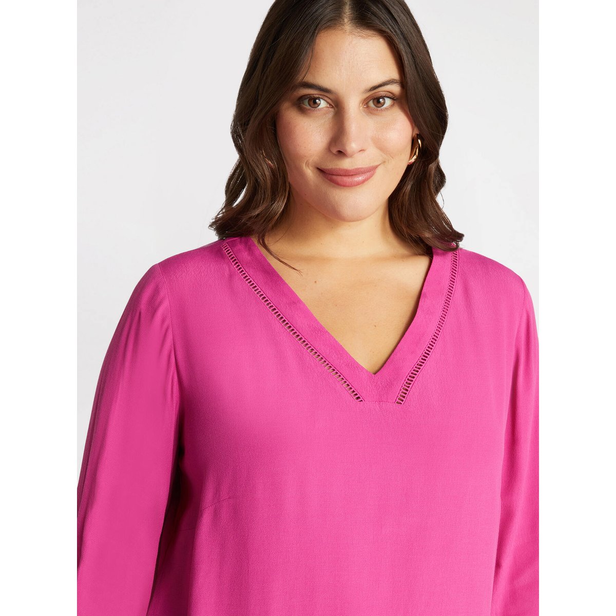 Blouse col V en viscose LENZING™ ECOVERO™ fuchsia, FIORELLA RUBINO