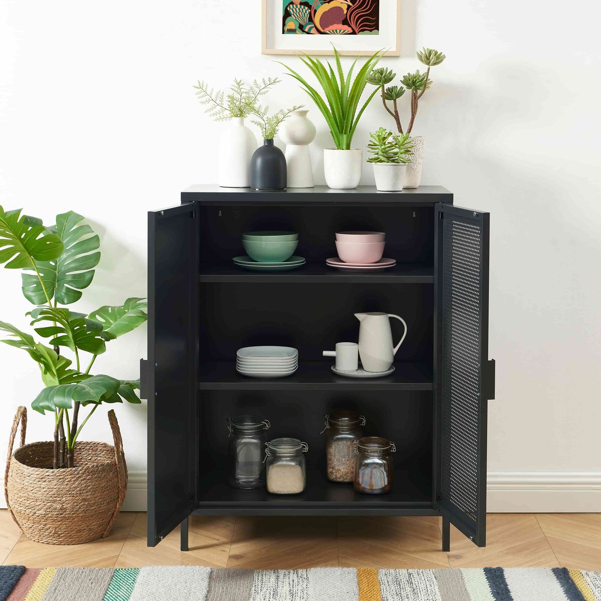 Buffet en acier gris anthracite / tcx 19-5005, PANTONE