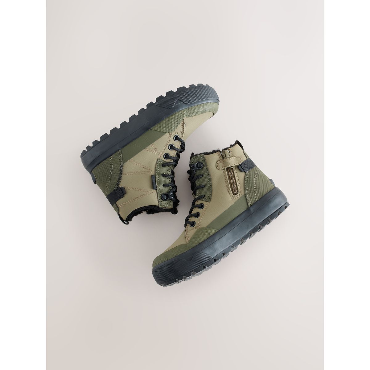 Bottines de skate montantes à crampons vert kaki, NEXT