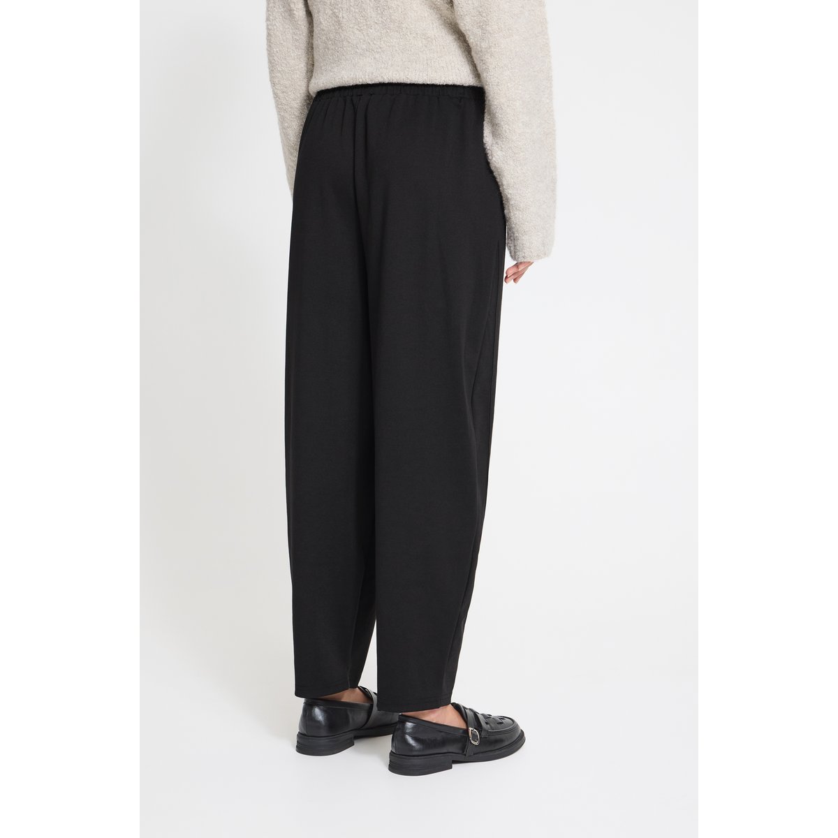 Pantalon coupe ballon, taille mi-haute noir, ICHI