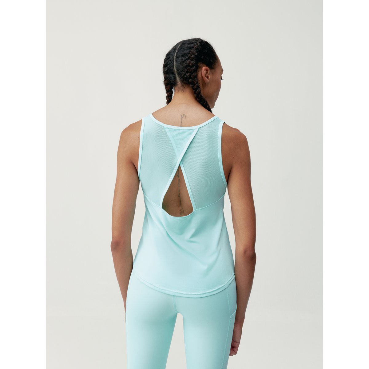 T-Shirt de sport Performance sans manches DAILA bleu clair, BORN