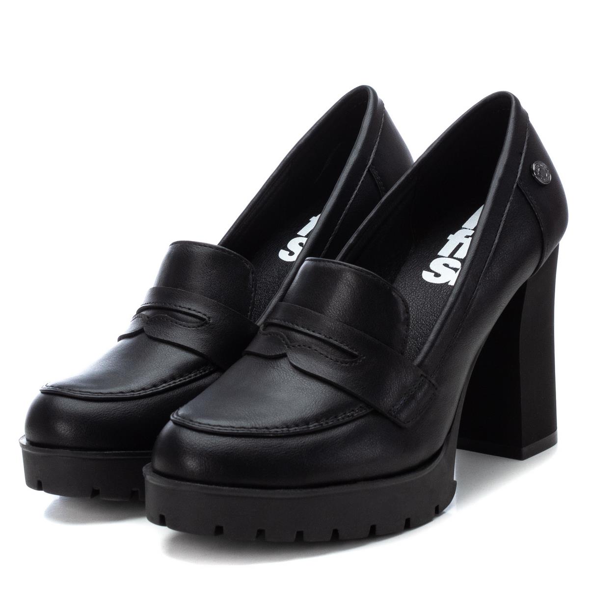 Chaussure Mocassin Talon Entreprise noir, REFRESH