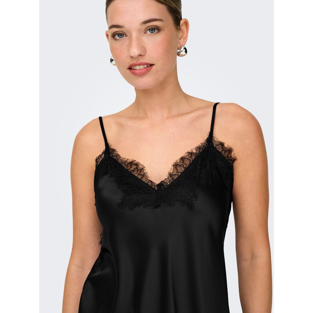 Robe black 1, ONLY