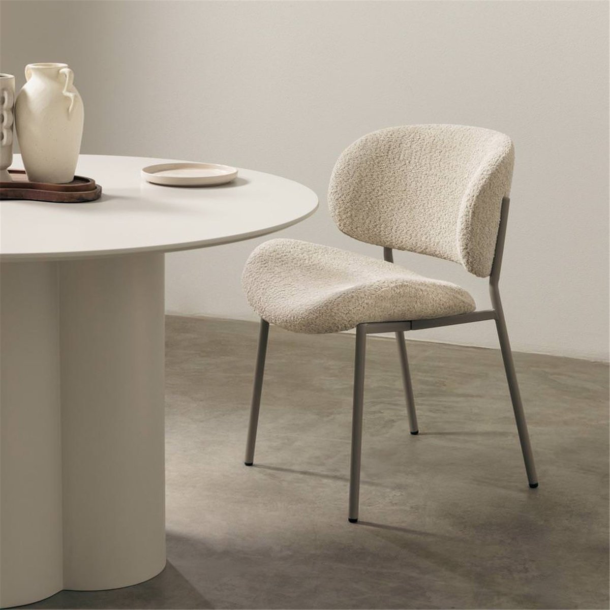 Chaise tapissée bouclette collection SUKRA beige bouclette, RECOLLECTION