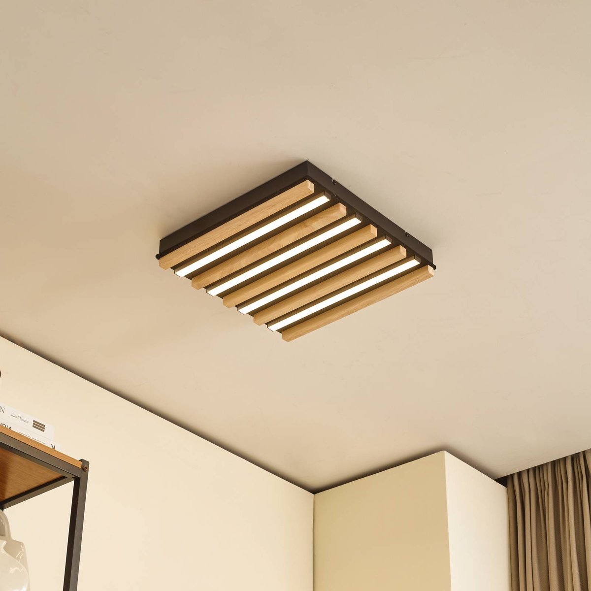 Plafonnier en bois moderneLED, Firka bois clair, blanc, LINDBY