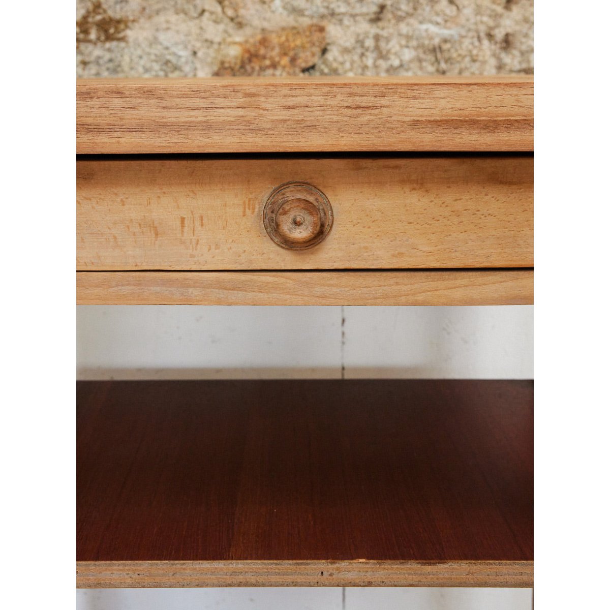 Table d'appoint en bois Francine N°1024 - Bon état bois clair, DEBONGOUT