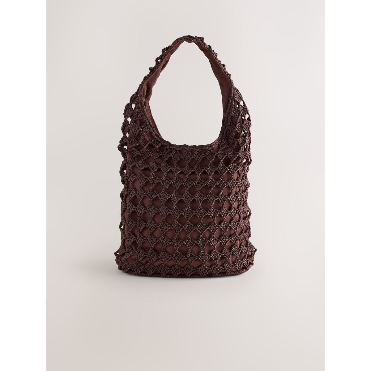 Sac porté épaule aspect crochet à coquillage marron chocolat, NEXT