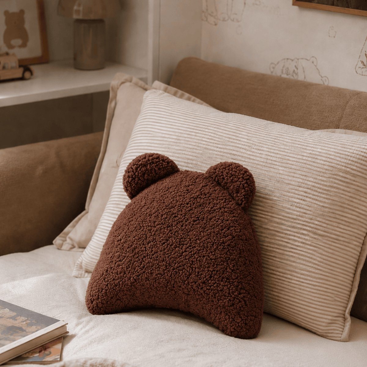 Coussin décoratif ours enfant en peluche BEARLY crème, MEOW BABY