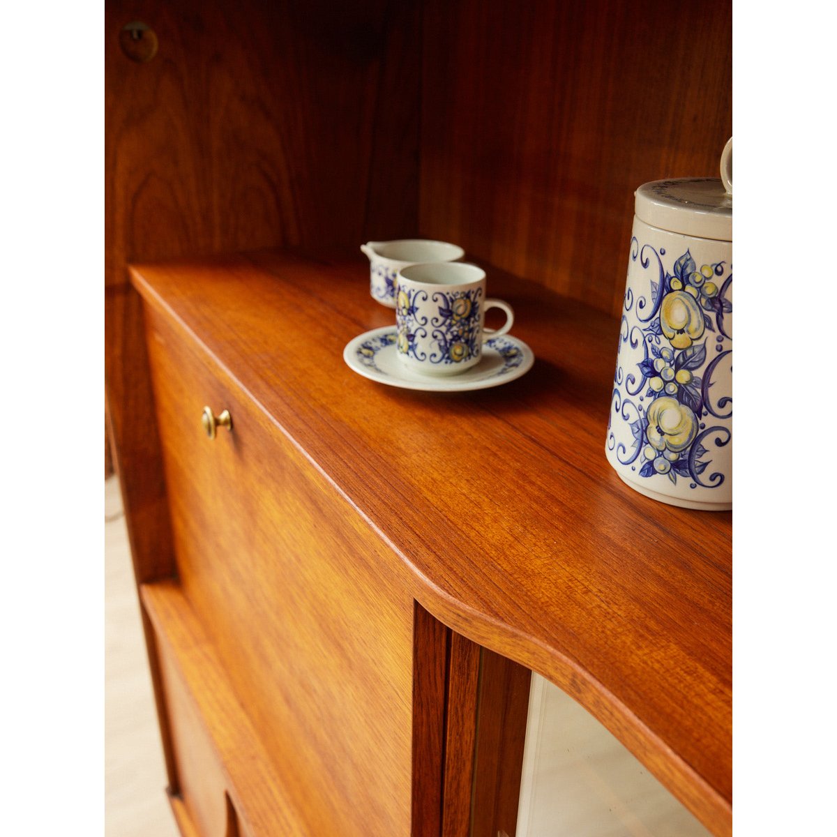 Enfilade haute scandinave en teck  Margaret N°764 - Bon état bois foncé, DEBONGOUT
