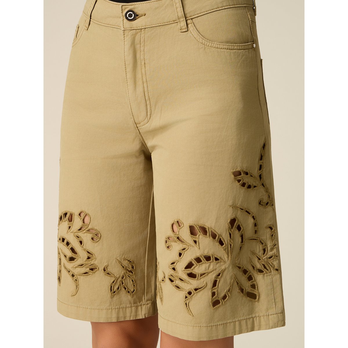 Bermuda avec broderies see-through verde militare, OLTRE