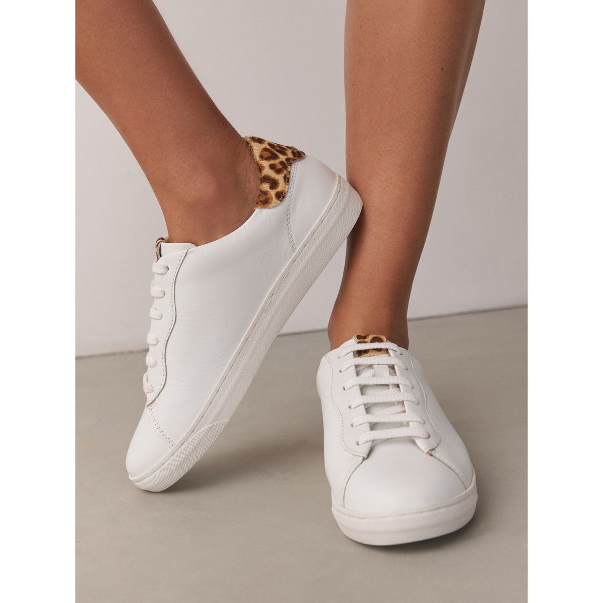Baskets à lacets en cuir forever comfort® blanc, NEXT
