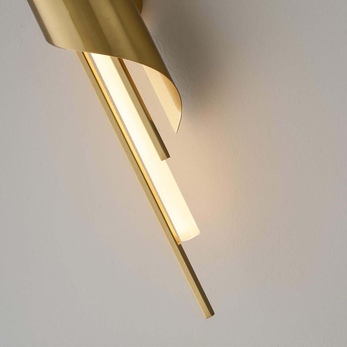 Applique LED dorée longiligne - ZÉNAÏA doré, KOSILUM