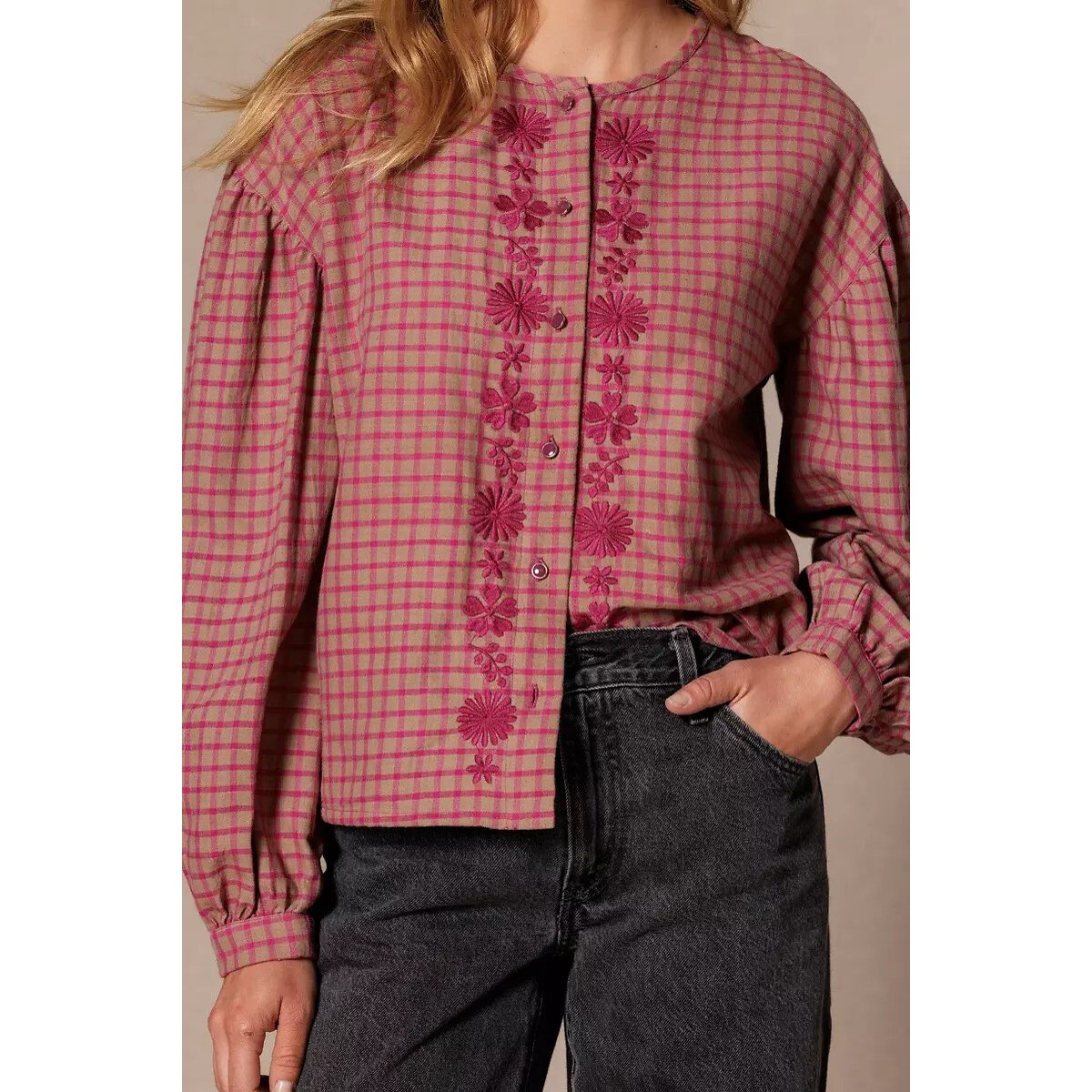 Blouse brodée à carreaux, BINU groseille, APACHES COLLECTIONS