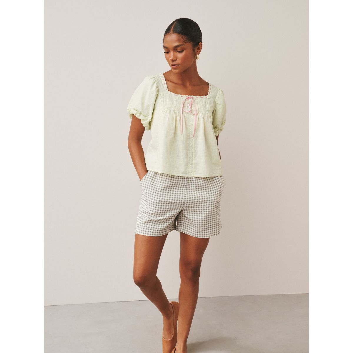 Short en lin mélangé stretch, lot de 2 noir/vert vichy, NEXT