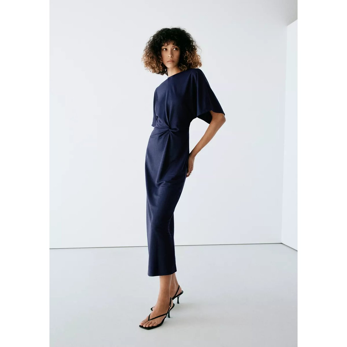Robe en maille avec détail nœud bleu marine, MANGO