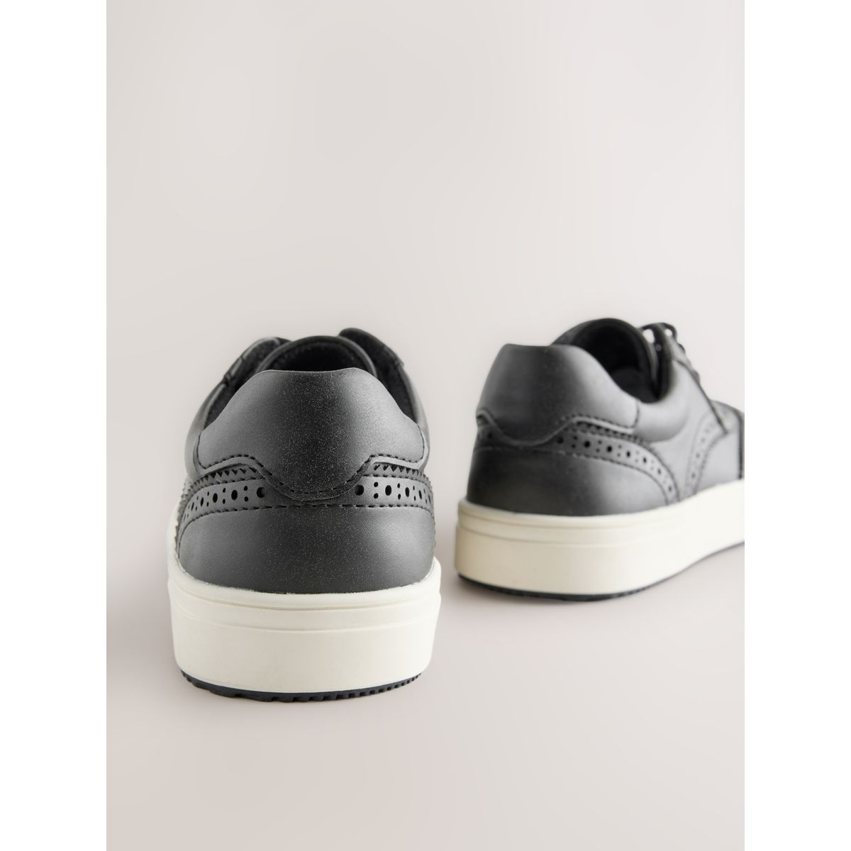 Chaussures richelieu à lacets noir, NEXT