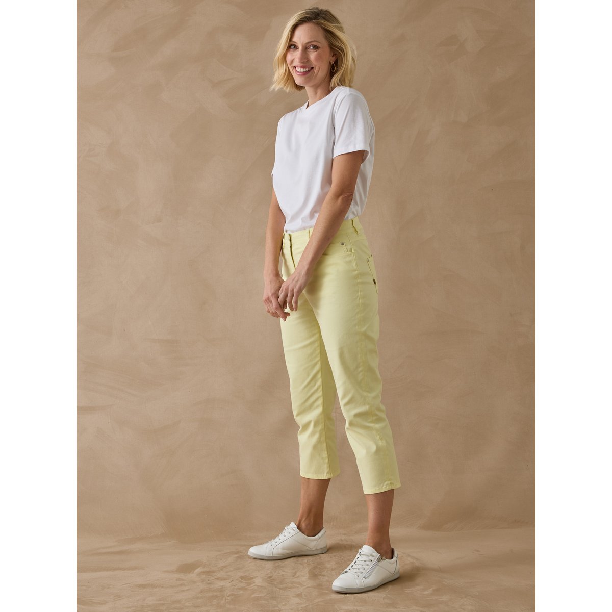 Pantacourt en gabardine avec élastique jaune, DAXON