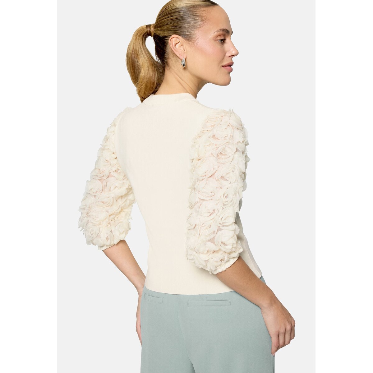 Pull-over en fine maille à manches en dentelle eggnog, ZERO