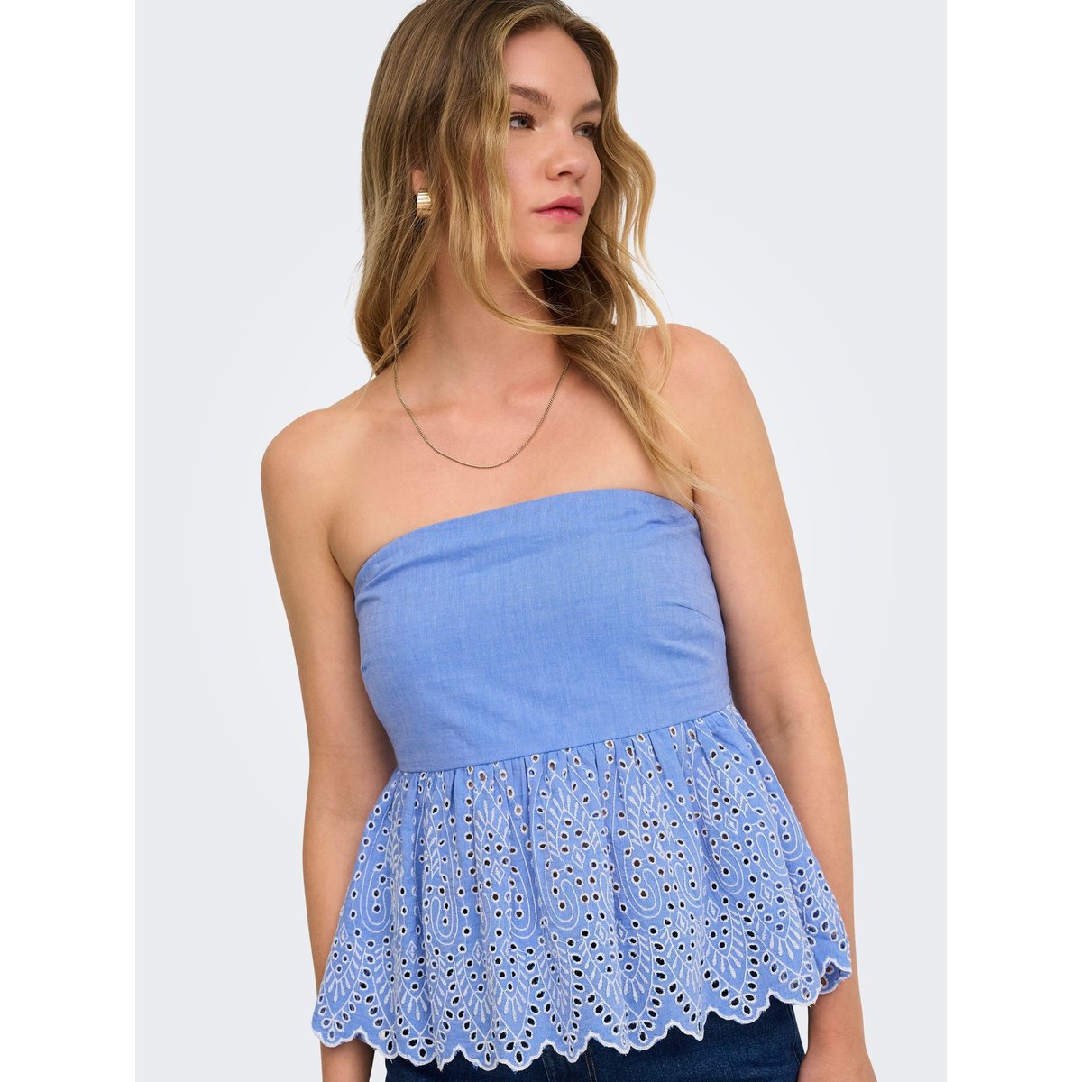 Top blue bonnet, ONLY