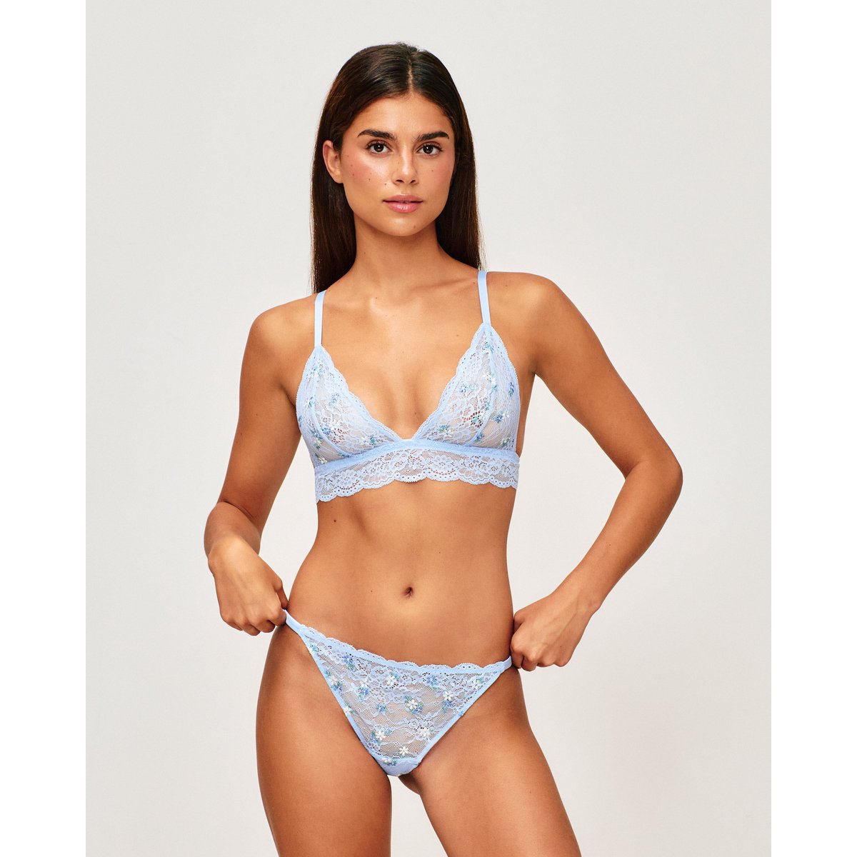Soutien-gorge triangle en dentelle et broderie florale LACEDITSIZ bleu ciel, UNDIZ