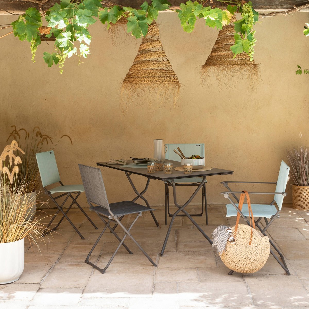 Table pliante 139*79*73cm - ANYTIME gris ciment, LAFUMA MOBILIER
