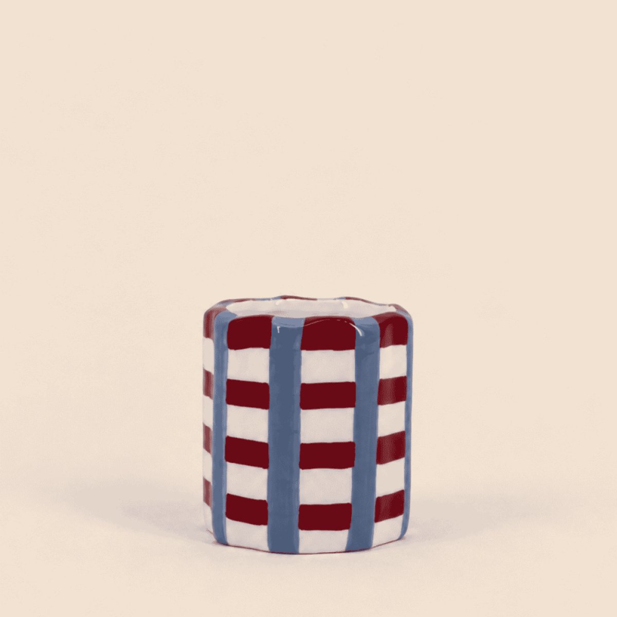 Bougie parfumée en céramique à damiers 8x9cm rouge, ORNAMI