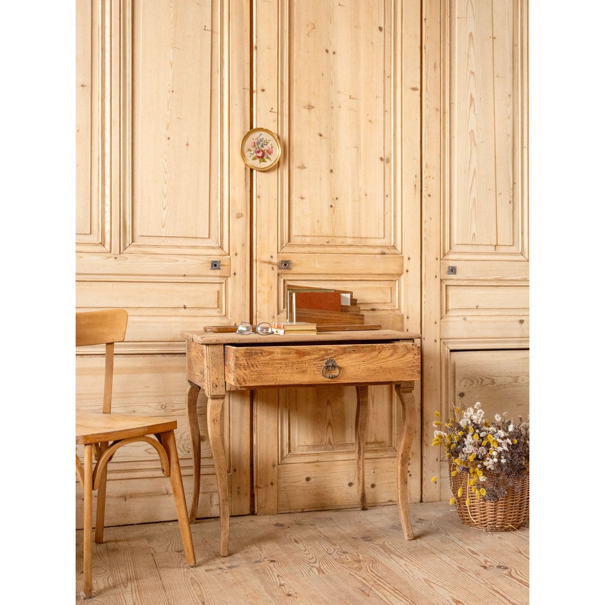 Bureau en bois Edouard N°1042 - Bon état bois foncé, DEBONGOUT