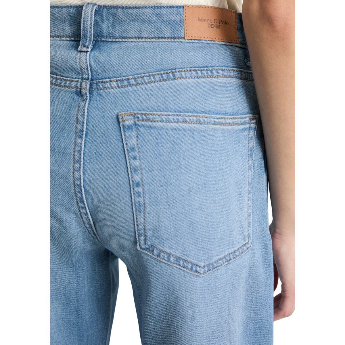 Jeans modèle Olina droit en doux mélange de coton organique et de lyocell bleu clair, MARC O’POLO DENIM