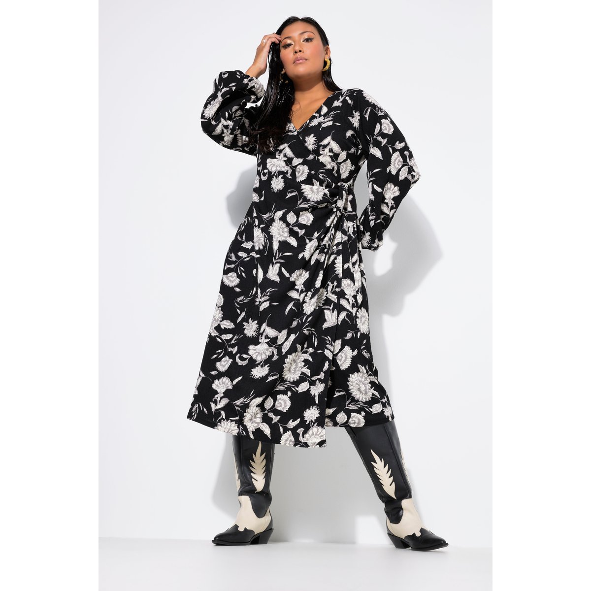 Robe portefeuille maxi, coupe Straight Shape noir, STUDIO UNTOLD
