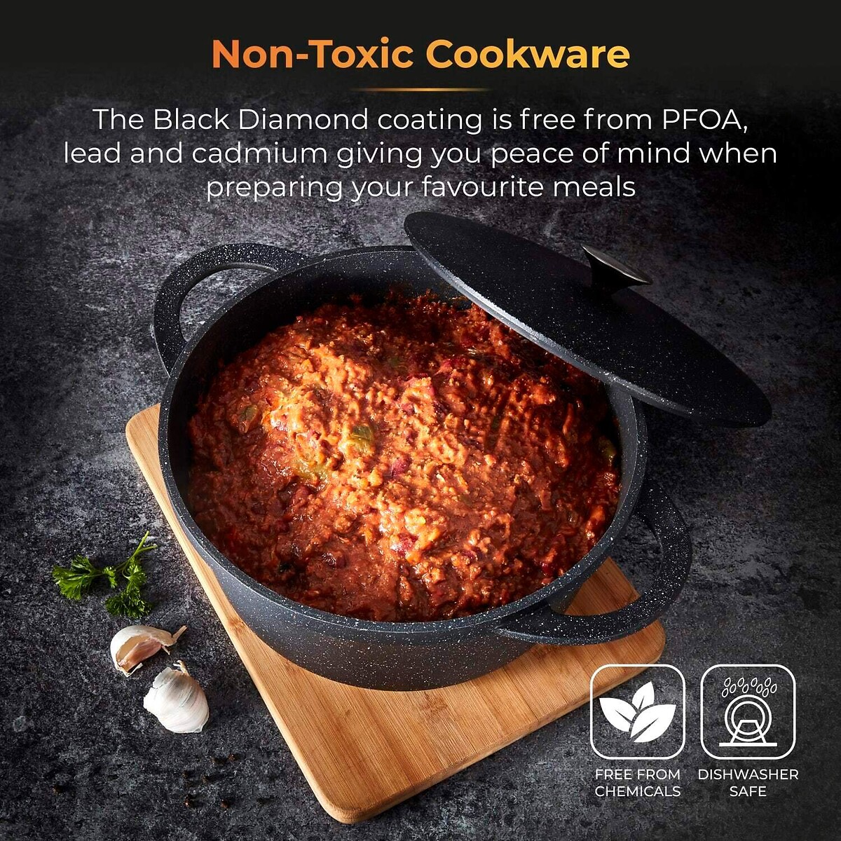 28cm Precision Casserole with Lid black, TOWER