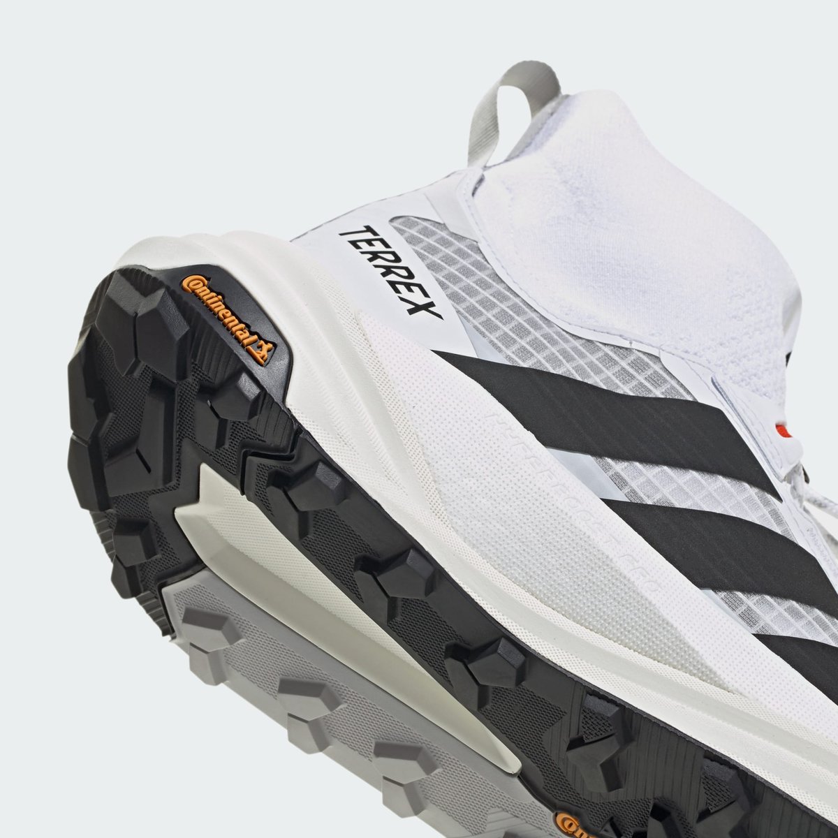 Chaussure De Randonnée Terrex Freehiker 3 Ultra Gore-Tex Chaussure De Randonnée Terrex Freehiker 3 Ultra Gore-Tex cloud white / core black / off white, adidas Performance