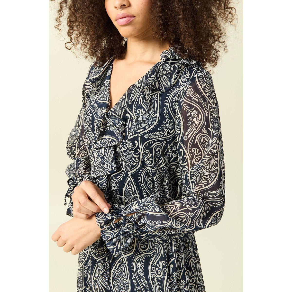 Robe longue évasée col v manches longues bleu marine, BONOBO