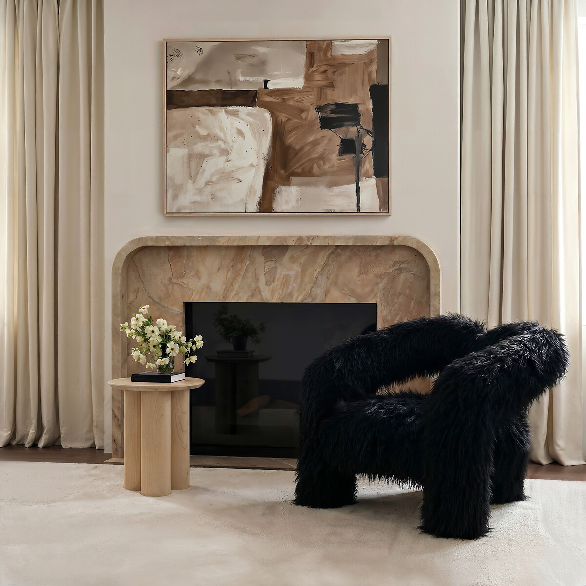Katrin Faux Fur Sculptural Accent Chair black, ÉDITÉ