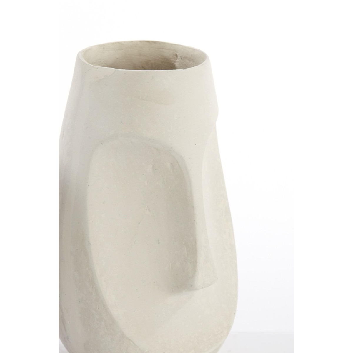 Vase blanc, INTERIOR'S