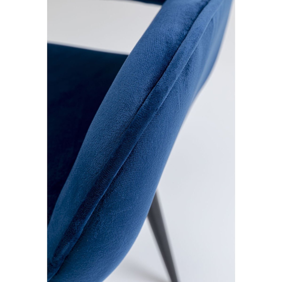 Chaise avec accoudoirs en velours, SAN FRANCISCO bleu pétrole, KARE DESIGN