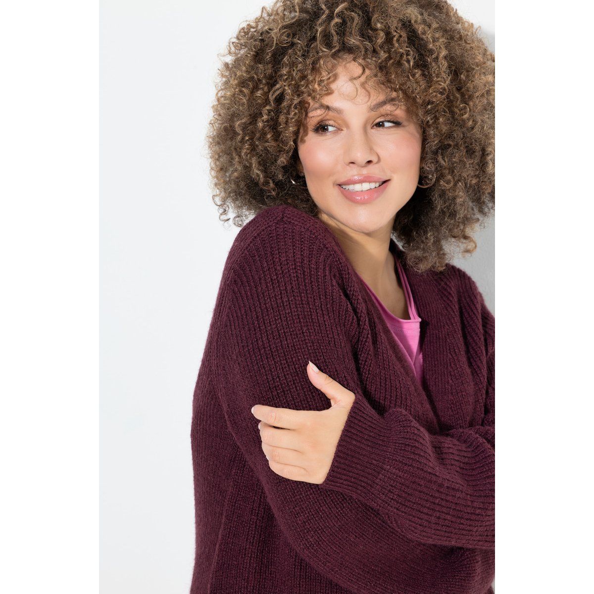 Cardigan long à col en V prune, ULLA POPKEN
